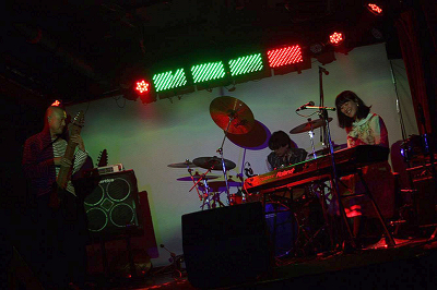 クリックでフライヤー表示