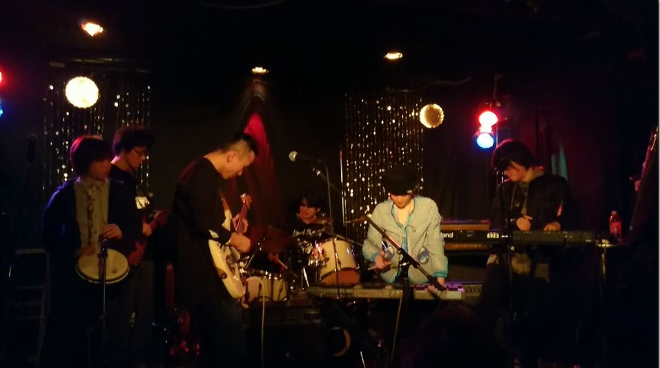 クリックでフライヤー表示