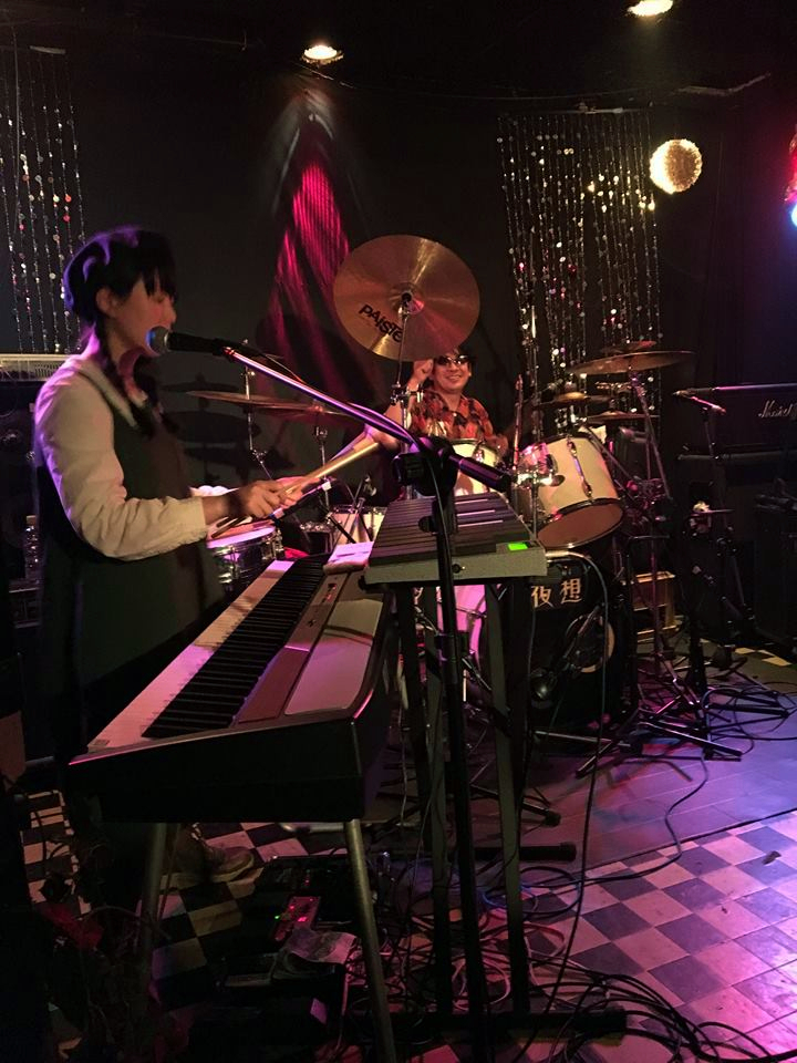 クリックでフライヤー表示