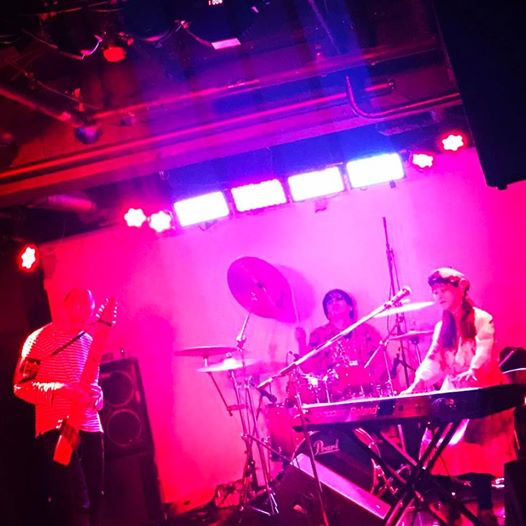 クリックでフライヤー表示